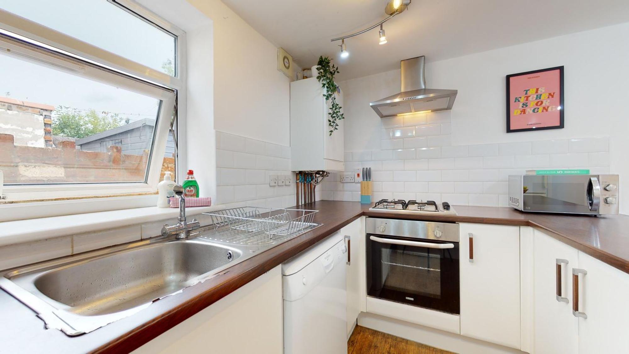 Cosy Cardiff Apartment And Patio Luaran gambar