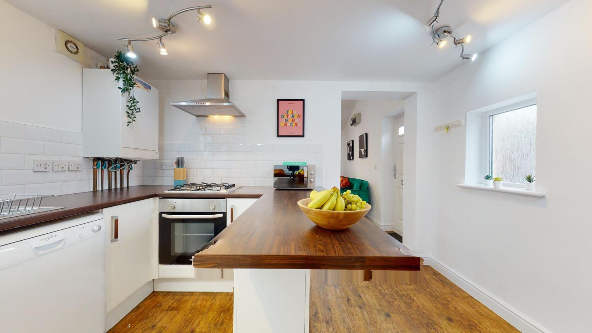 Cosy Cardiff Apartment And Patio Luaran gambar