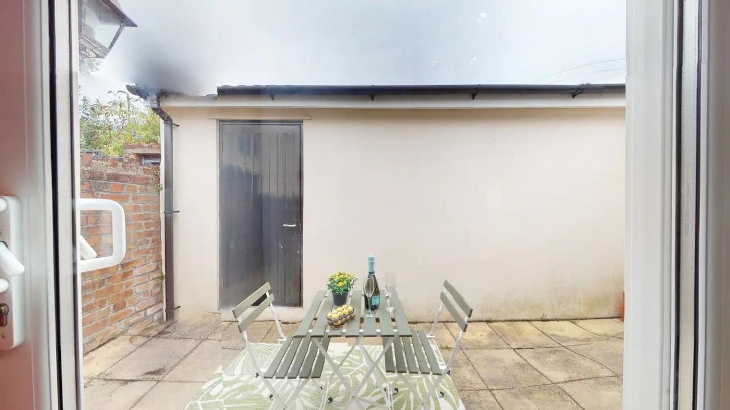 Cosy Cardiff Apartment And Patio Luaran gambar