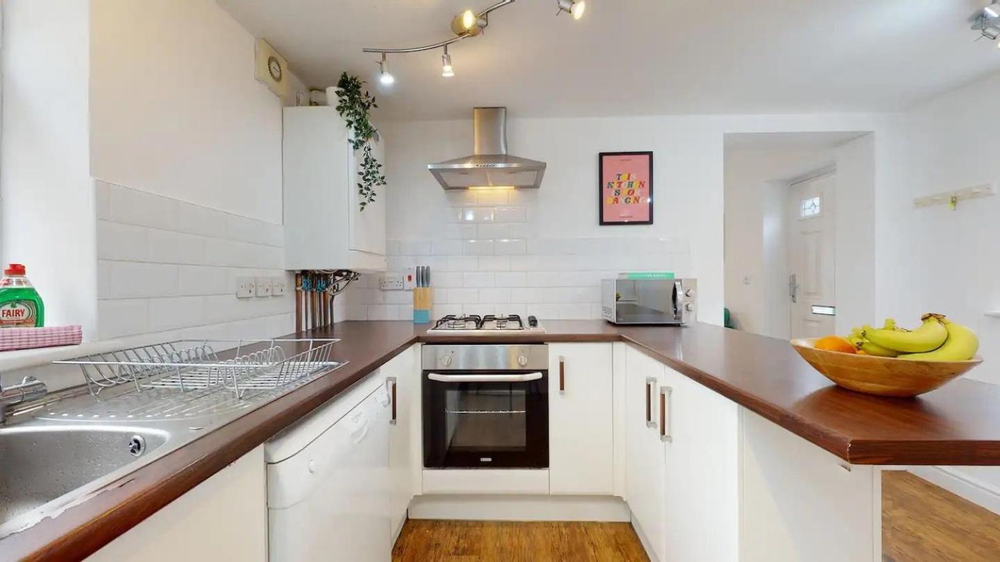 Cosy Cardiff Apartment And Patio Luaran gambar